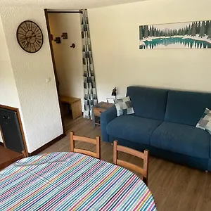 https://le-rocher-saint-pierre-1h-6pers-3-etoiles.hotels-rhonealpes.com