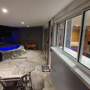 https://sunset-sapphire.comcaribbean.com